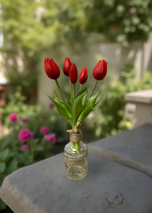 10" Red Fresh Touch Mini Tulip Bundle